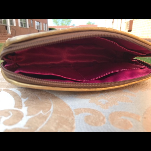 Gold Coach Makeup Bag - Picture 3 of 4